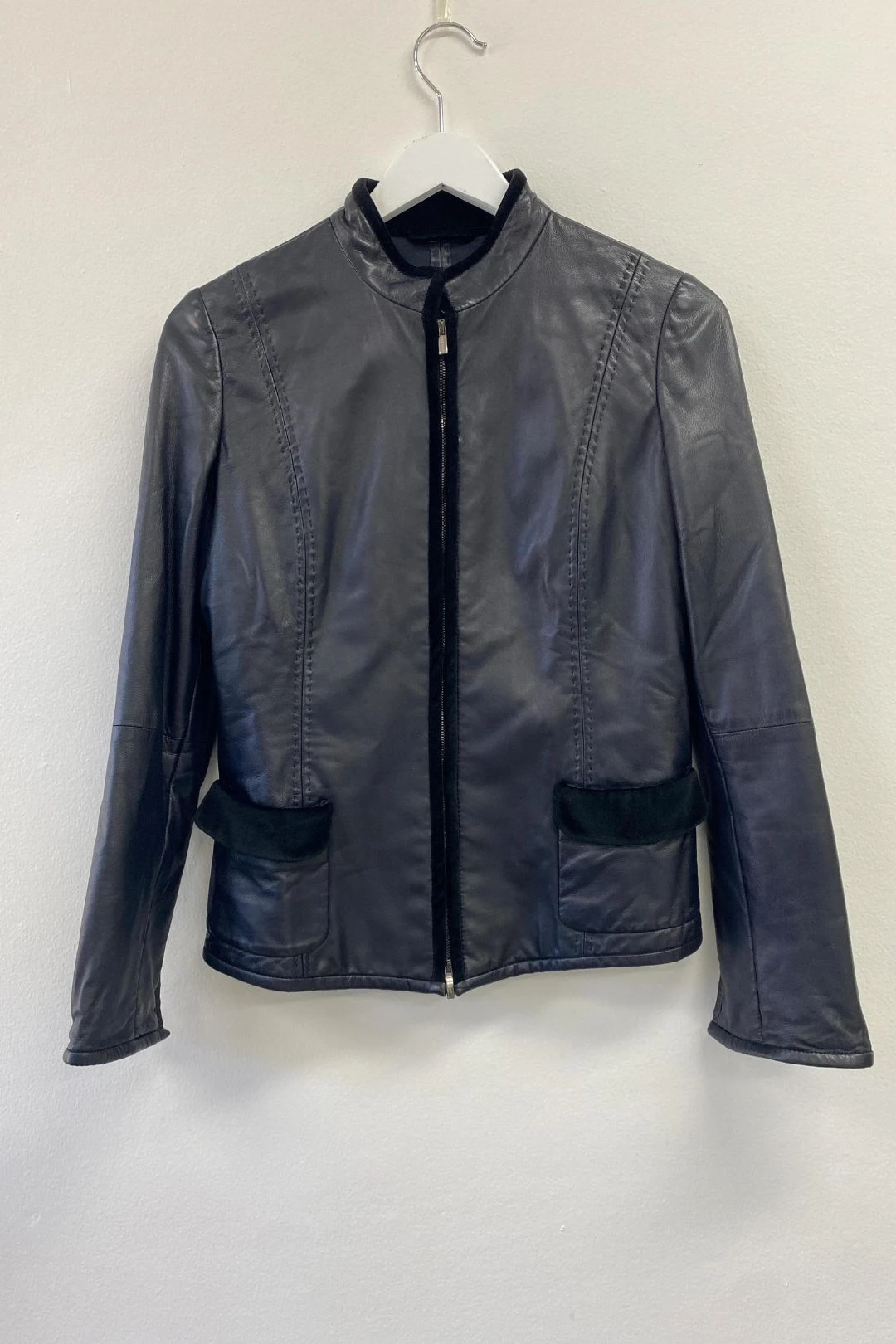 Tailored Leather Jacket With Velvet Trim 2 Tailored Leather Jacket With Velvet Trim - Image 2