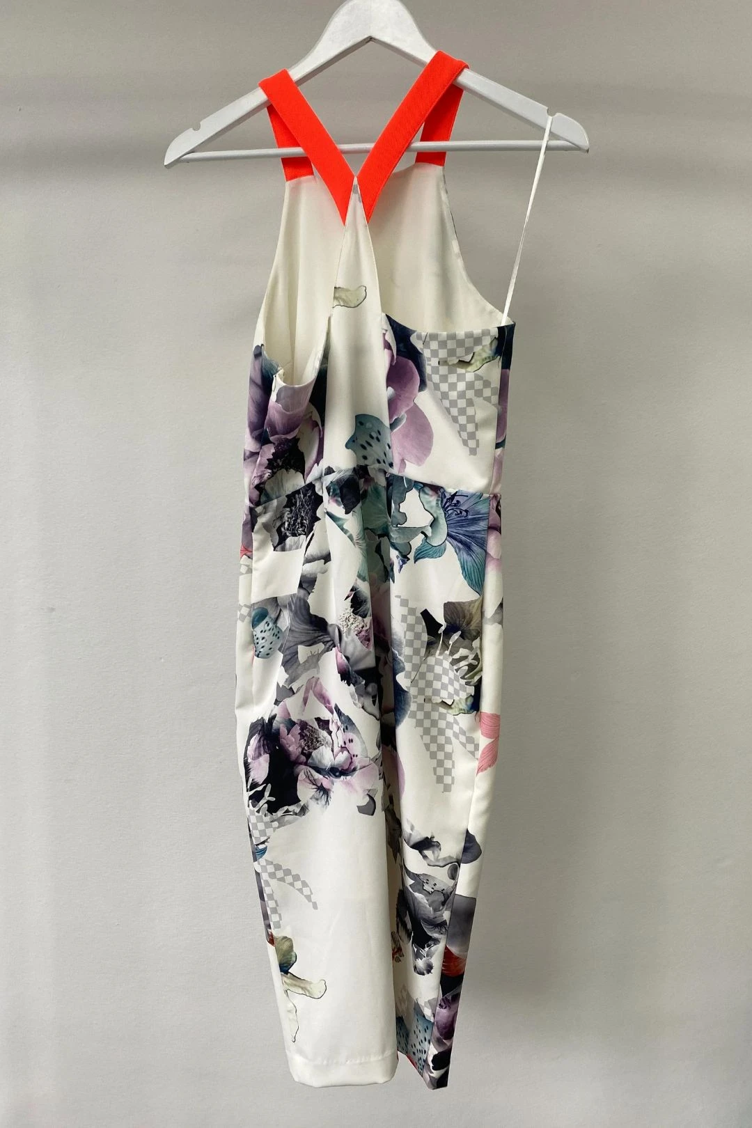 Halter Neck Print Dress 3 Halter Neck Print Dress - Image 3