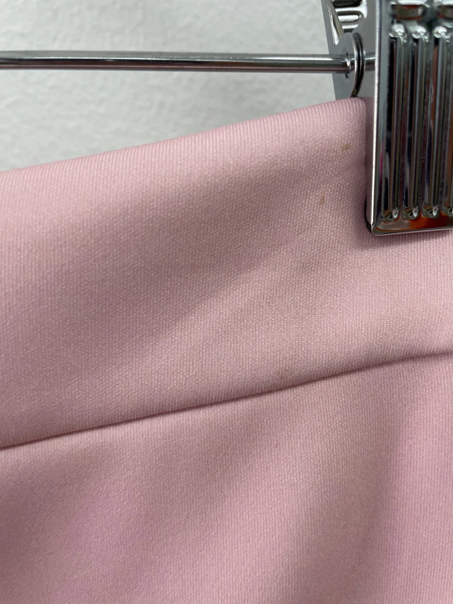 Soella Palace Gardens Pencil Skirt Pale Pink 4 Soella Palace Gardens Pencil Skirt Pale Pink - Image 4