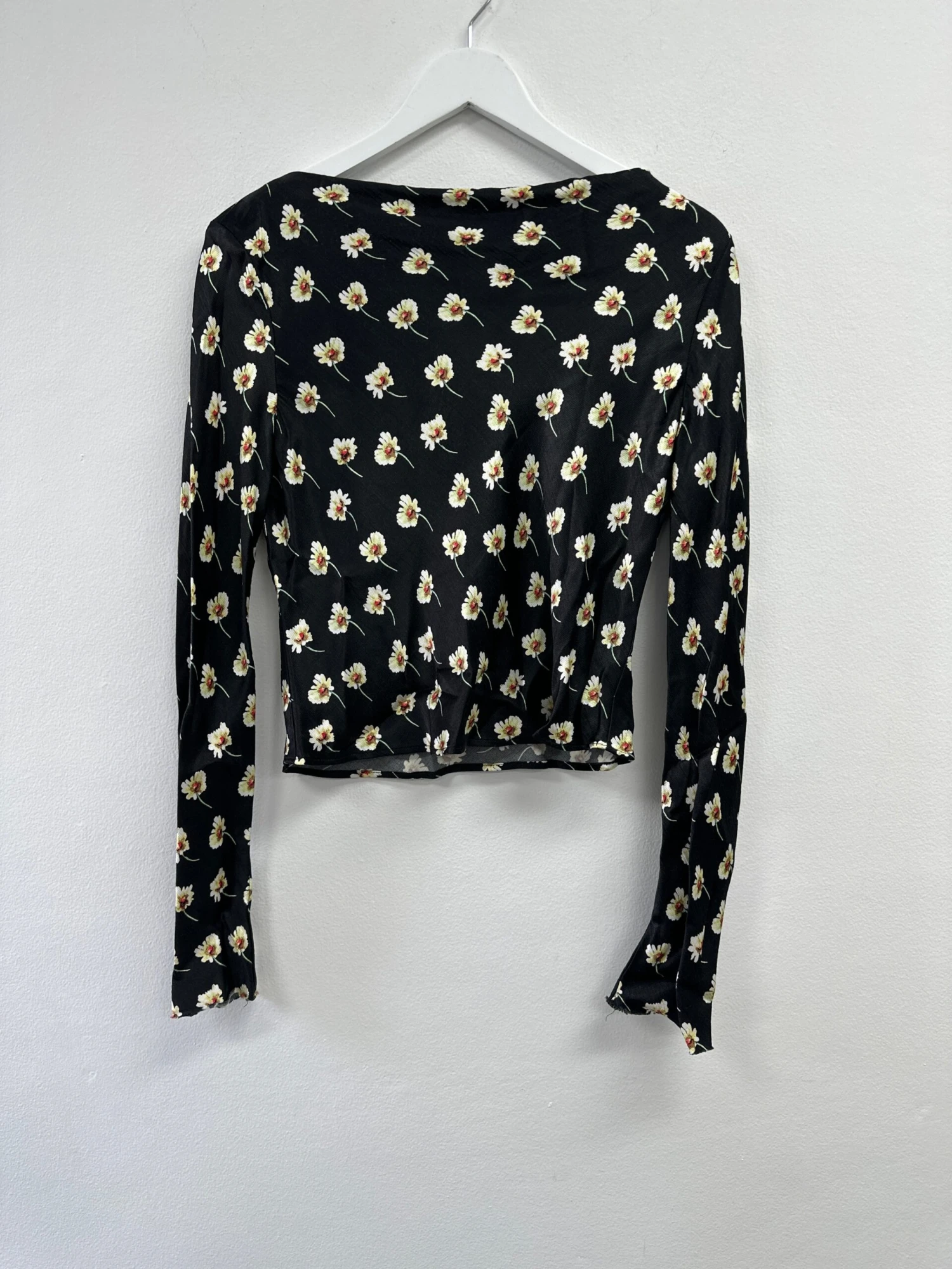 Black Sylvie Daisy Print LS Top 2 Black Sylvie Daisy Print LS Top - Image 2