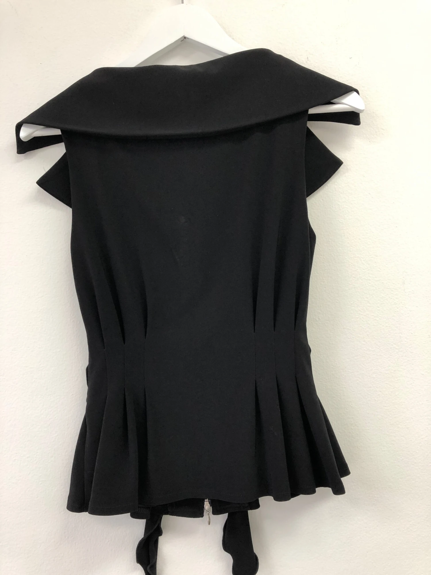 Black Zip Up Top 2 Black Zip Up Top - Image 2